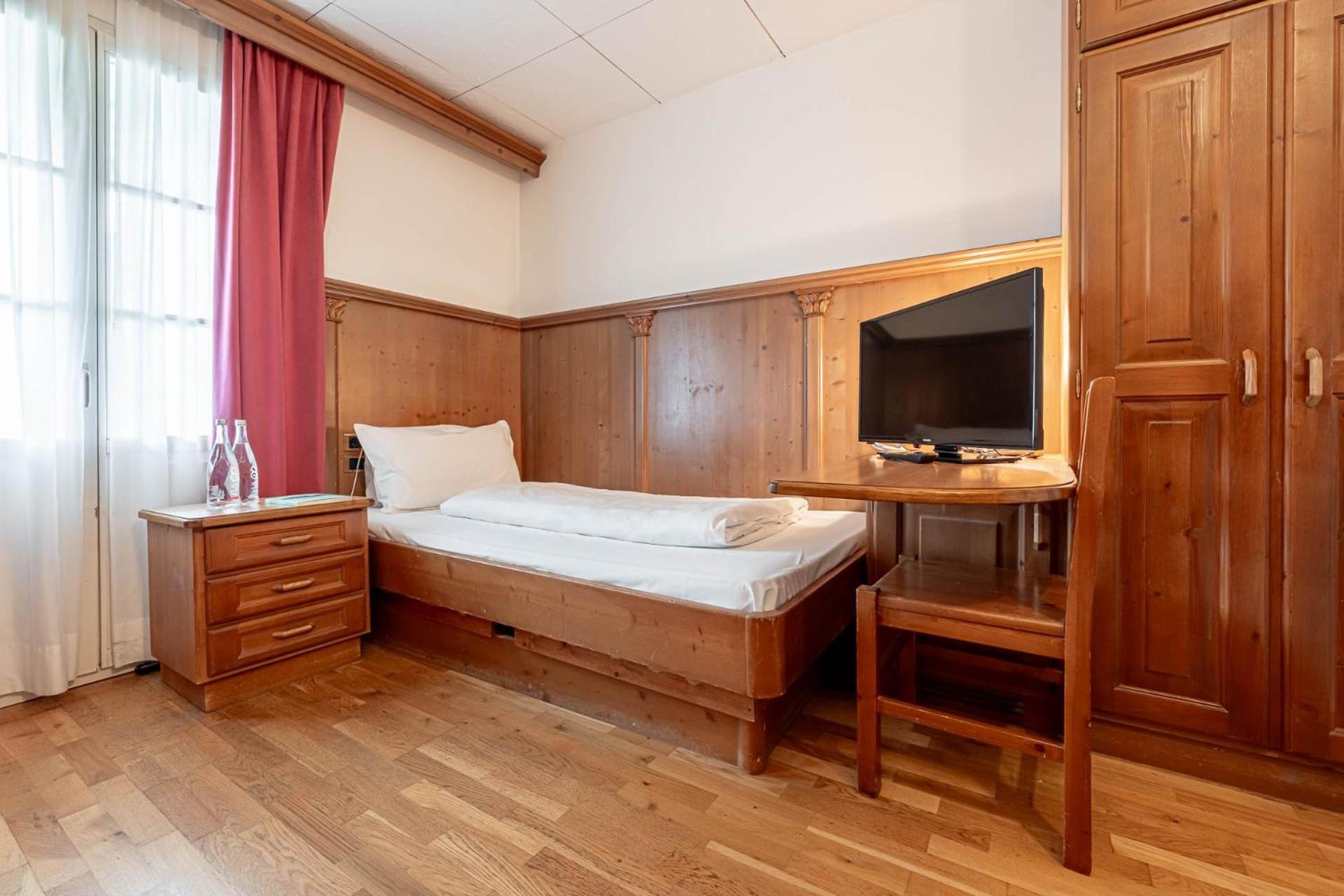 Hotel Dolomiti Schloss Canazei Zewnętrze zdjęcie