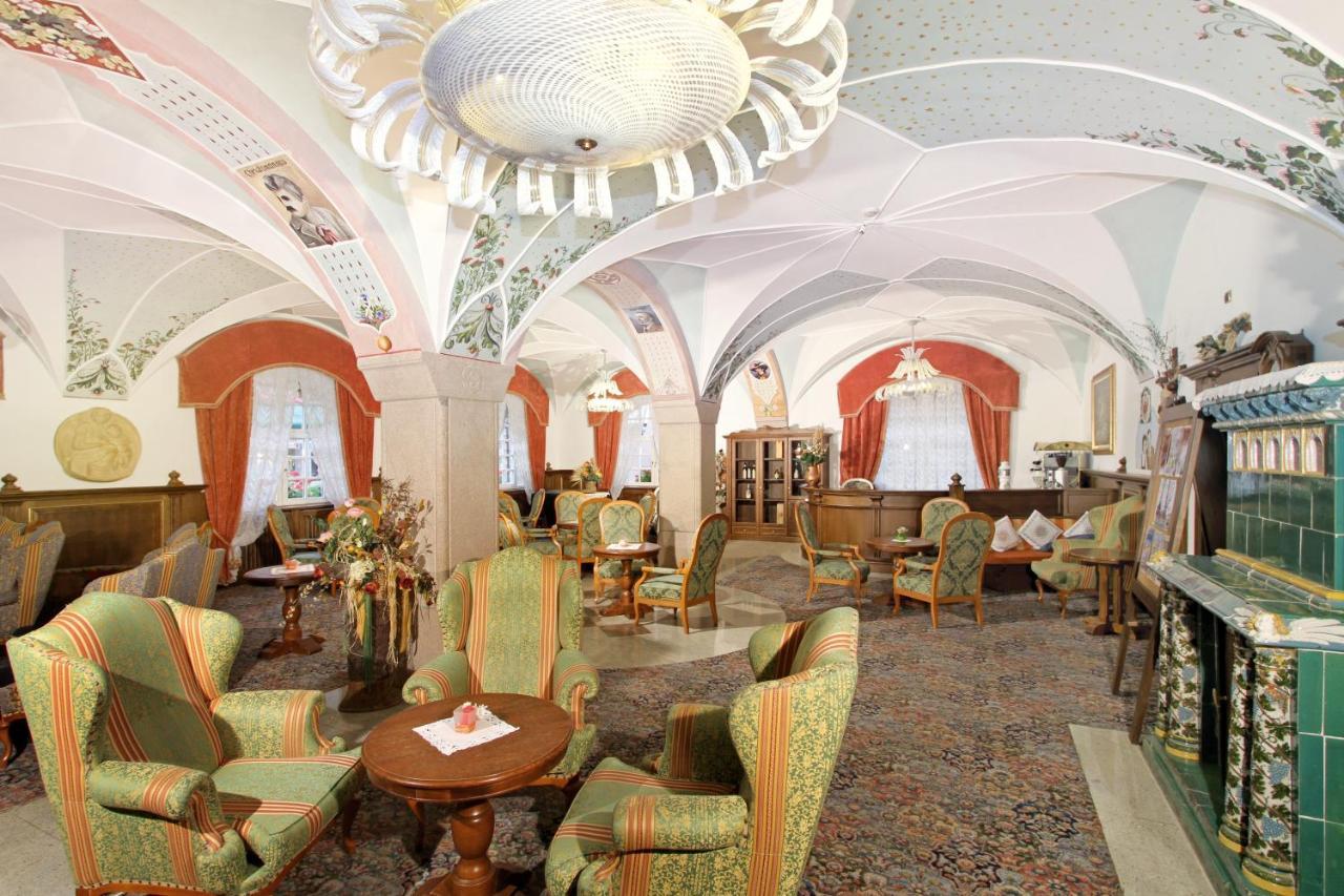 Hotel Dolomiti Schloss Canazei Zewnętrze zdjęcie